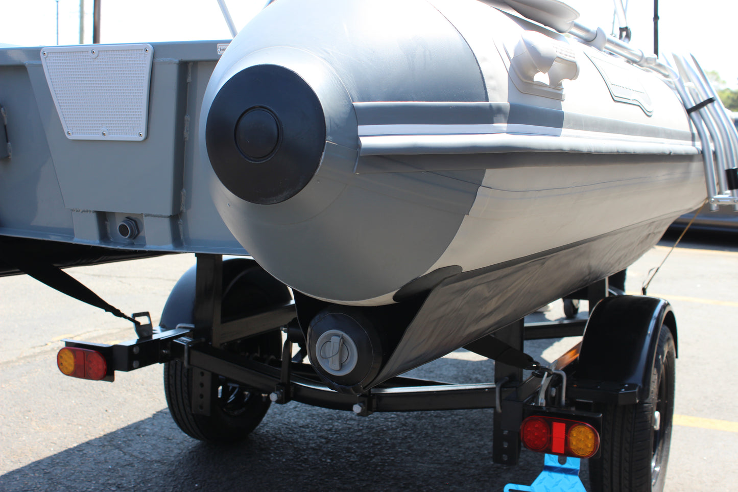 MAC380S 12.5-Foot High-Speed Trimaran Inflatable Boat